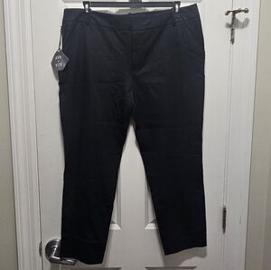 NWT Ava & Viv Women's Black Ankle Pants Size: 18W